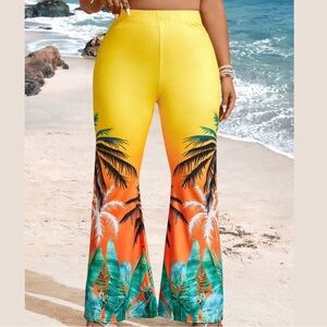 Women's Tropical Print Flare Pants